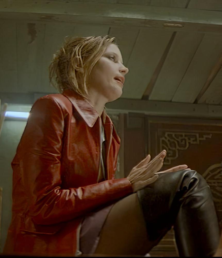 20P Bridget Fonda Kiss of the Dragon- Boots &amp; Panties