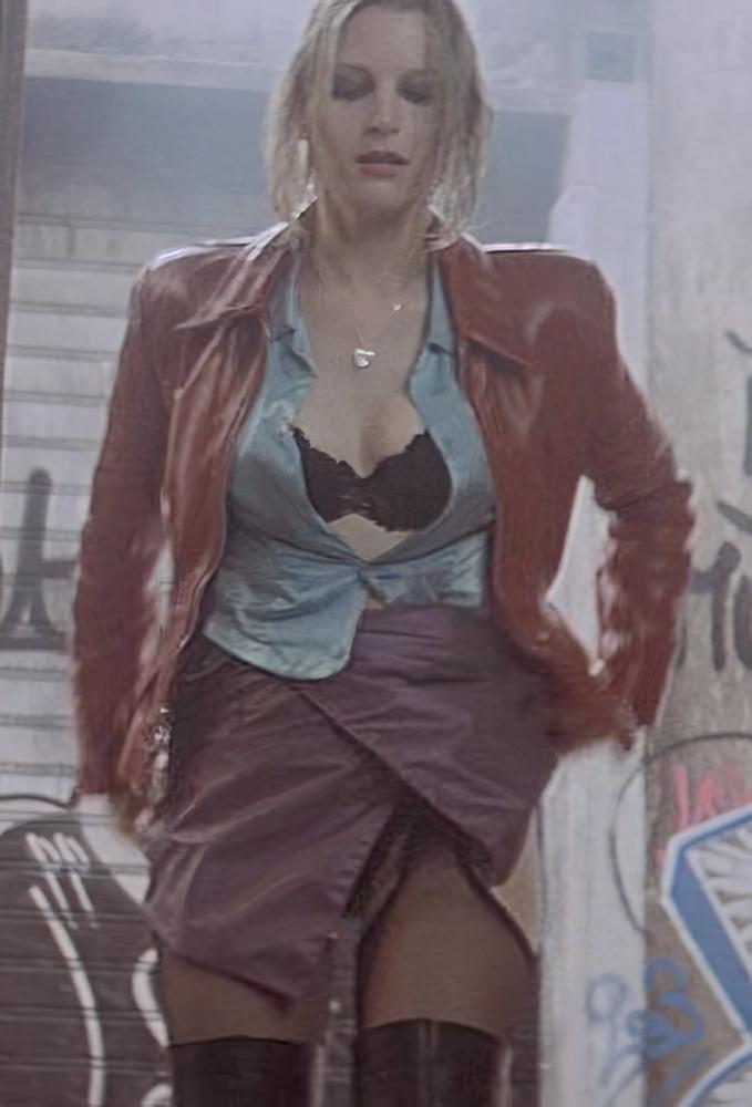 20P Bridget Fonda Kiss of the Dragon- Boots &amp; Panties