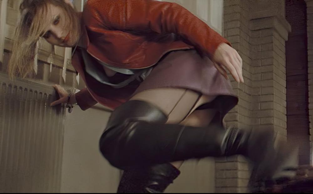 20P Bridget Fonda Kiss of the Dragon- Boots &amp; Panties