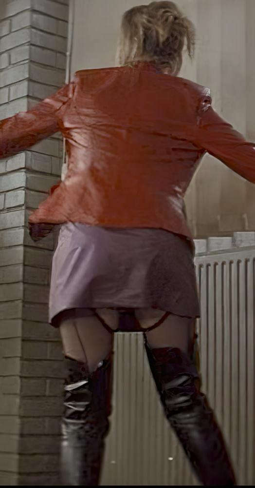 20P Bridget Fonda Kiss of the Dragon- Boots &amp; Panties