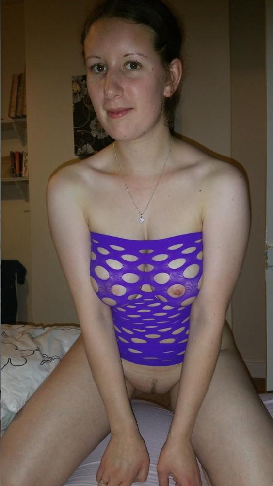 25P young British wife with banging tits