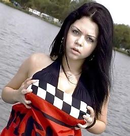 25P Big Tit Brunette Teen Shione Cooper 3
