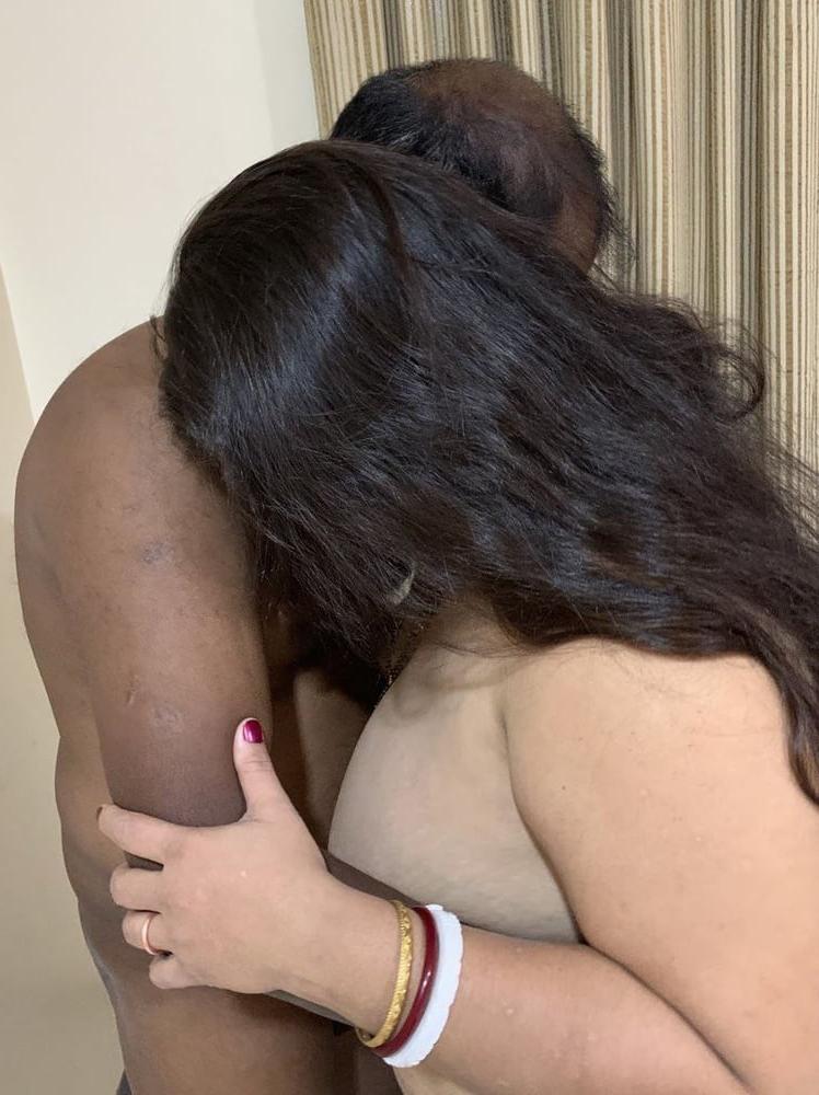 25P sexy indian aunty