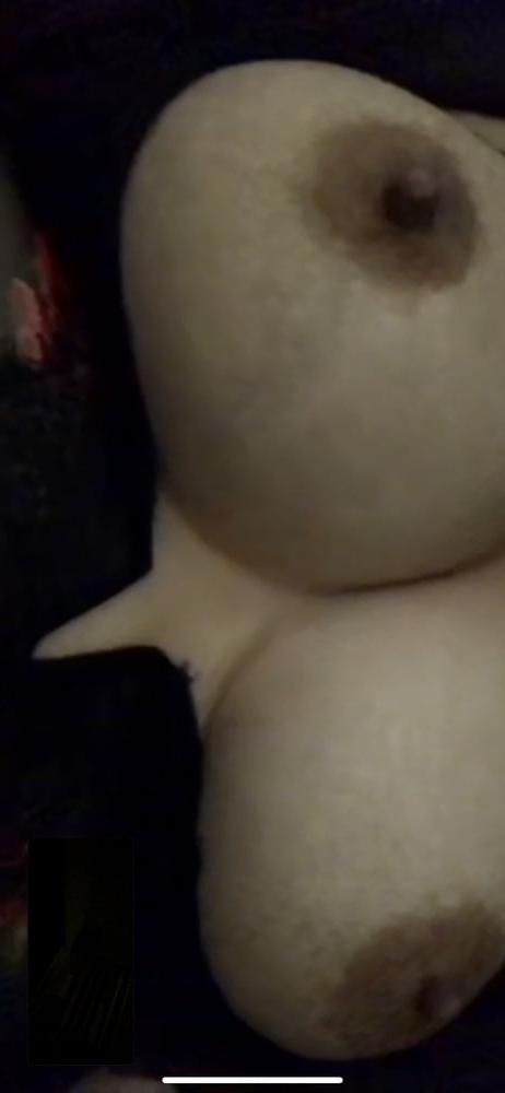 25P Wife showing me On face time her new outfits