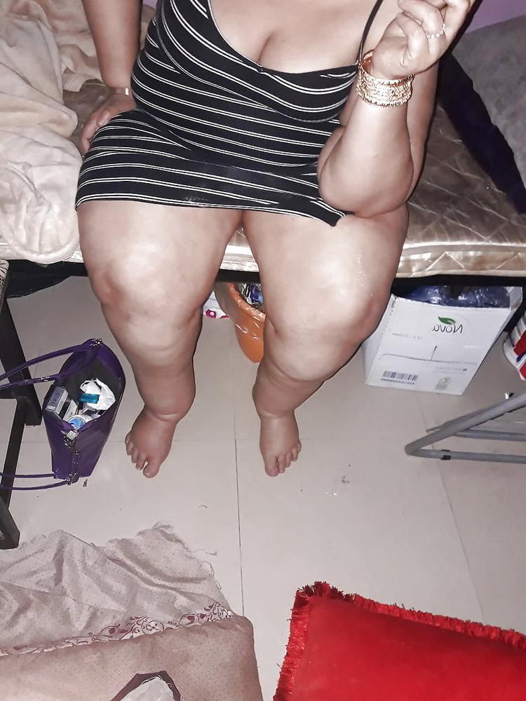 25P BBW Hoda Egyptian Mature hijab Whore BIG HUGE ASS