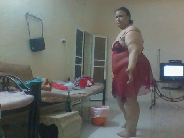 25P BBW Hoda Egyptian Mature hijab Whore BIG HUGE ASS