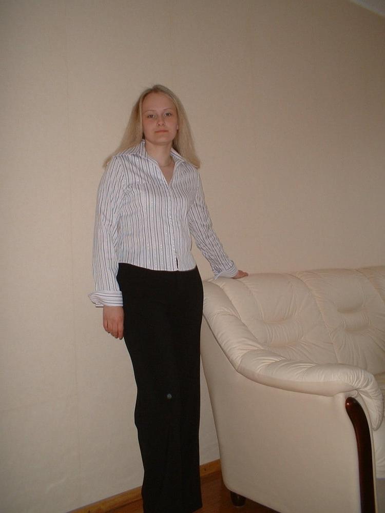 25P Beautiful blonde wife through 18 years