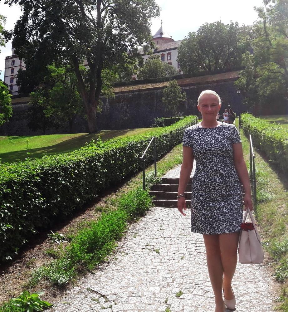25P Beautiful blonde wife through 18 years