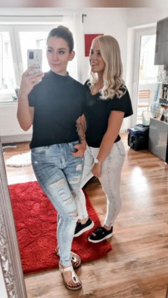 25P German Sluts -  Please comment