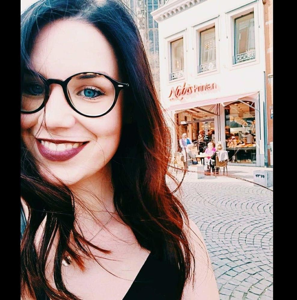 25P German Sluts -  Please comment
