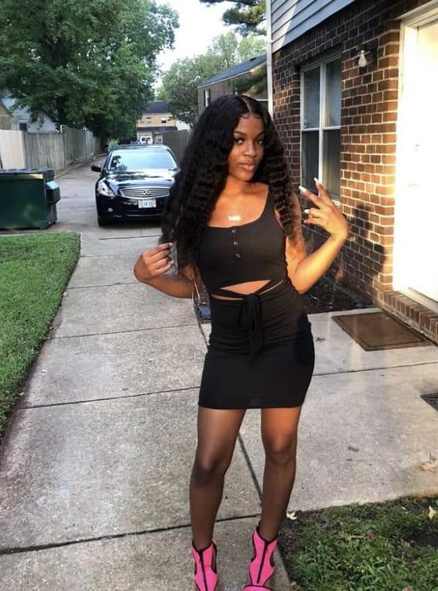 25P Slutty Ebony Teen! #5 (Comment things you would do to her!)