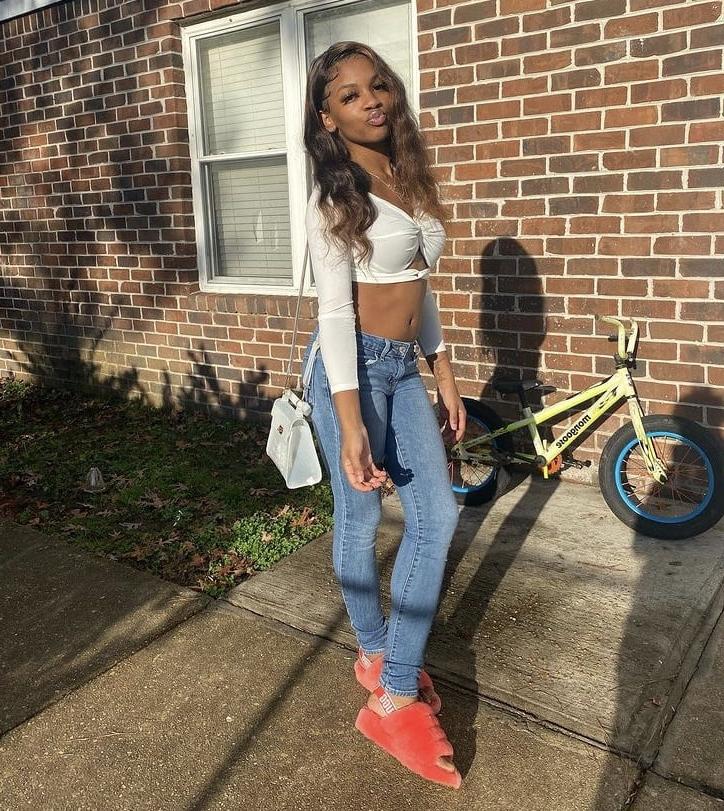 25P Slutty Ebony Teen! #5 (Comment things you would do to her!)
