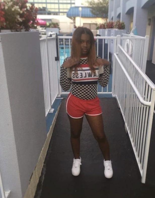 25P Slutty Ebony Teen! #5 (Comment things you would do to her!)