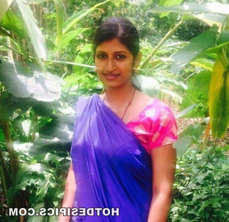 8P indian mallu nude wife