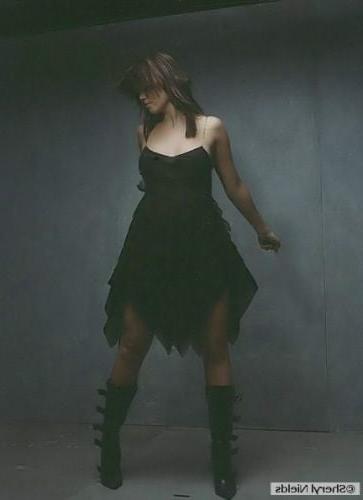 25P Mandy Moore - Sheryl Nields Photoshoot (2003)