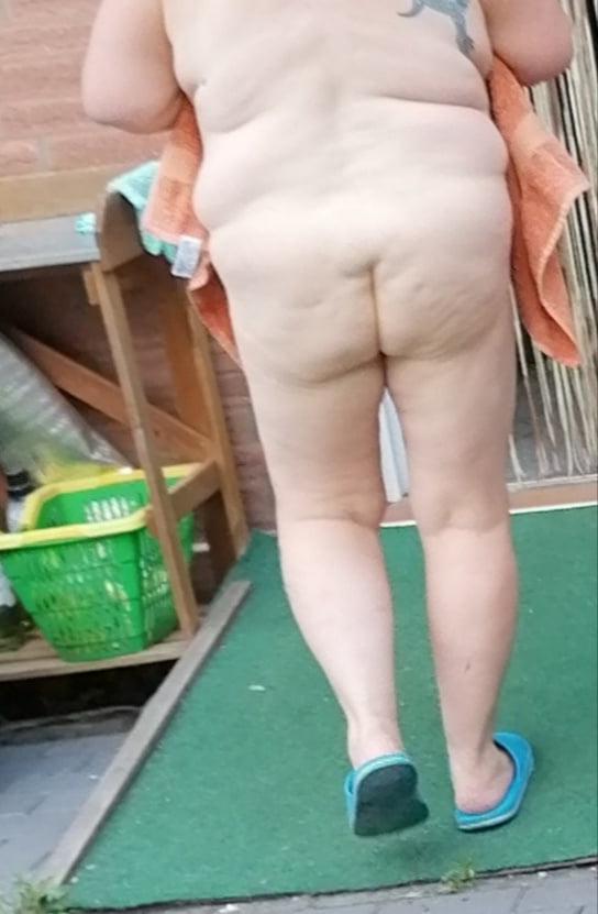 12P Wife (Ehefrau 2)