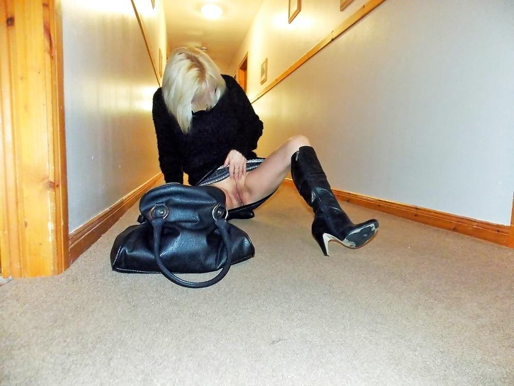 25P Matures and their sexy boots