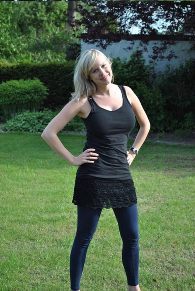 12P german Girl  your comments please