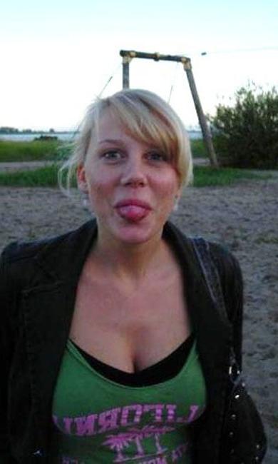 12P german Girl  your comments please