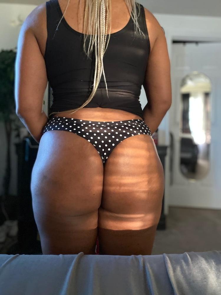 25P Sexy Milf Ass #2