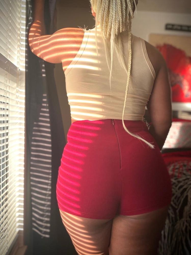 25P Sexy Milf Ass #2
