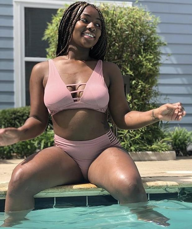 25P More Ebony Teens! 2 (Comment Who would you take home?)