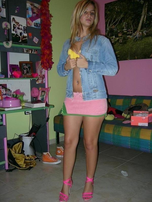 25P ReUp NN Teens in Heels and Boots 40