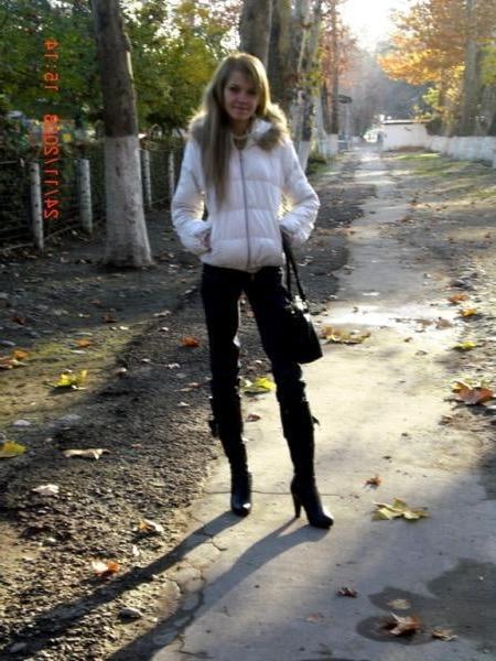 25P ReUp NN Teens in Heels and Boots 40