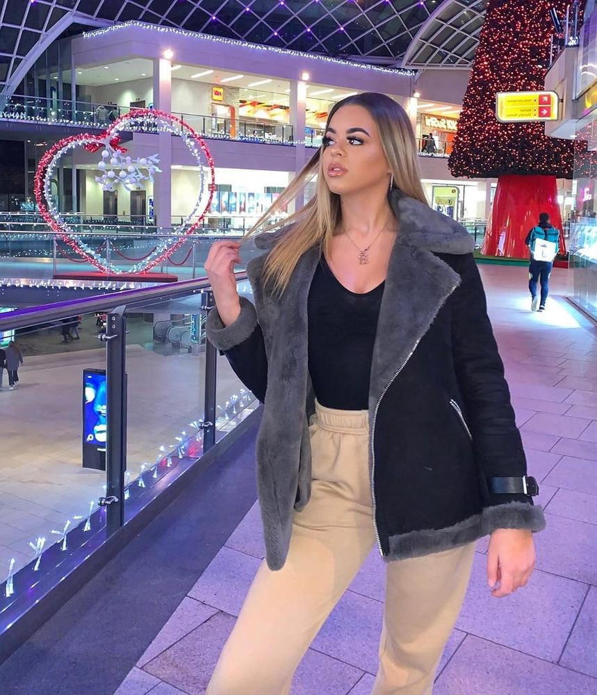 25P Cock toy Brooke