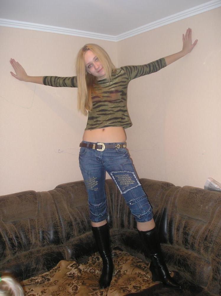 25P ReUp NN Teens in Heels and Boots 31