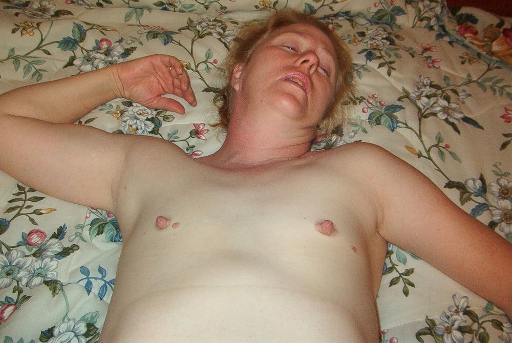 25P My naked wife back in 2004