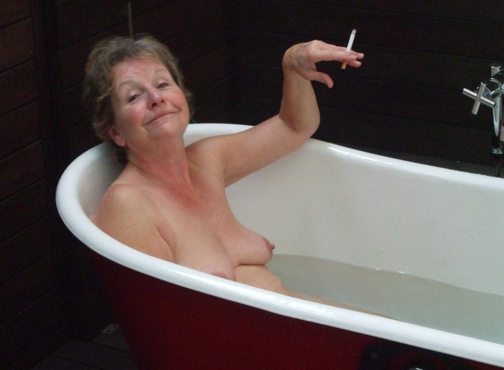 25P Older smoking