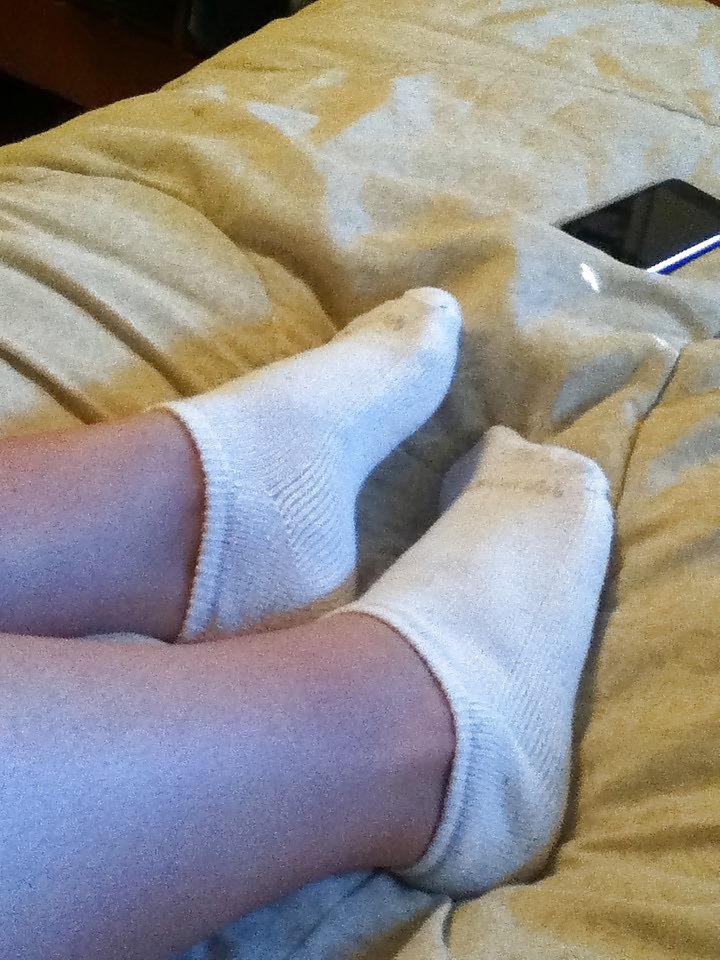 4P Amber & her ass, socks