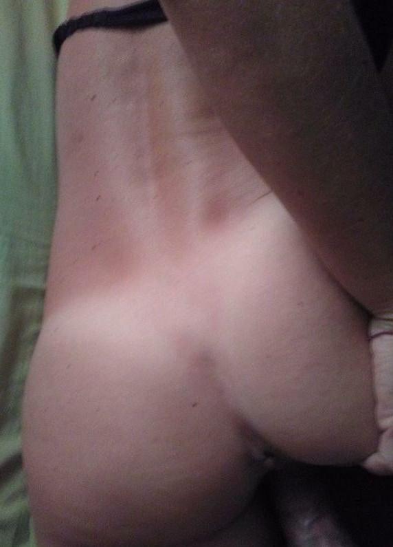 20P Surprise wife whith stranger