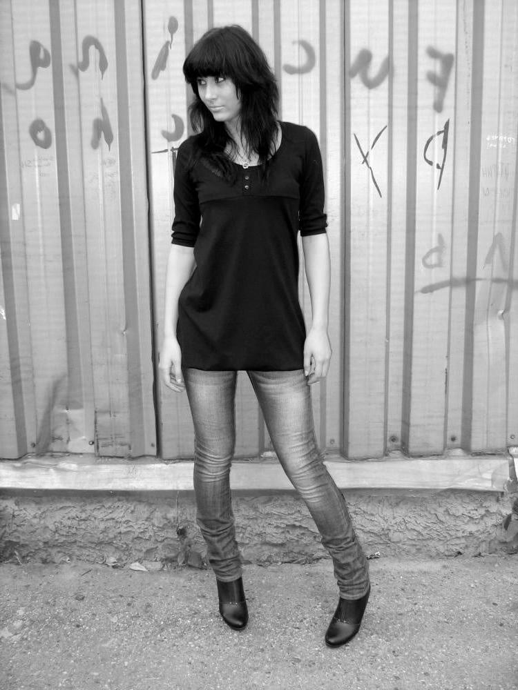 25P ReUp NN Teens in Heels and Boots 37