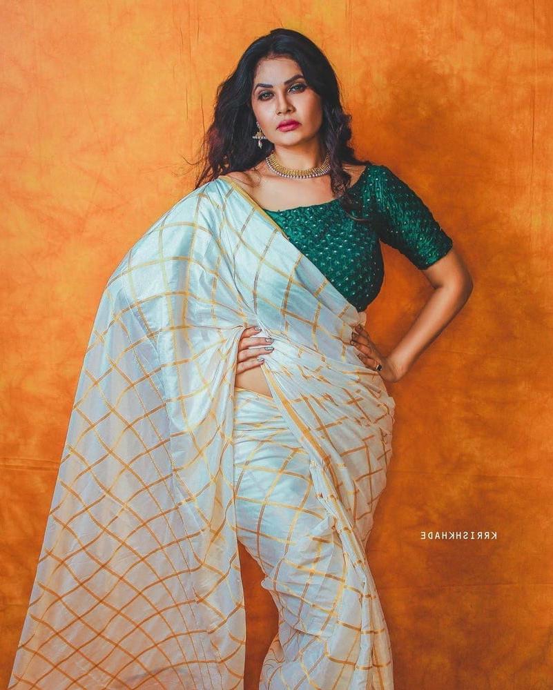 25P Indian Model (Aabha Paul - 2)