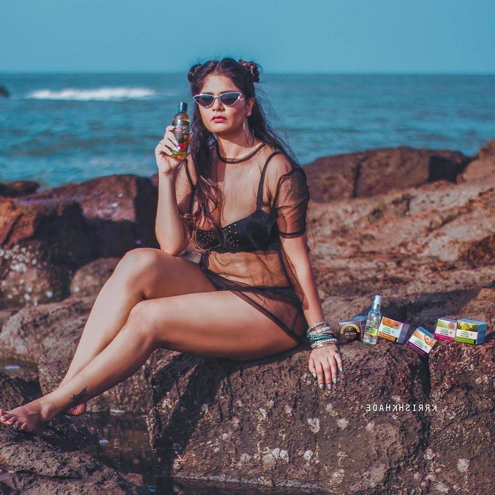 25P Indian Model (Aabha Paul - 2)
