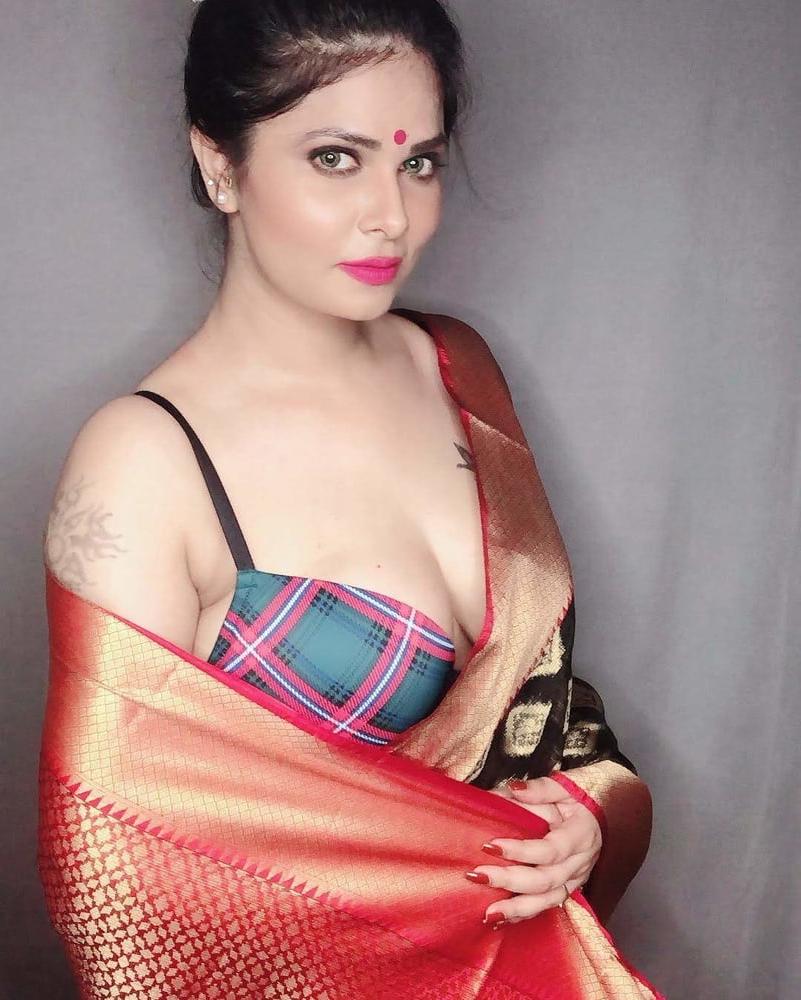25P Indian Model (Aabha Paul - 2)