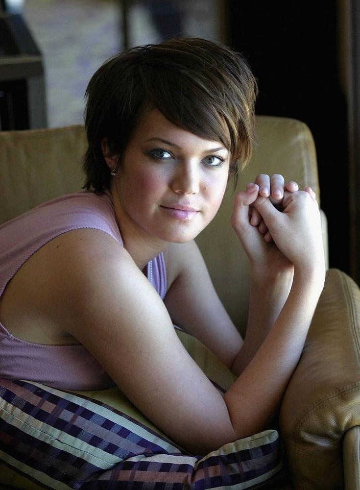 9P Mandy Moore - Manuela Cifra Photoshoot (2004)