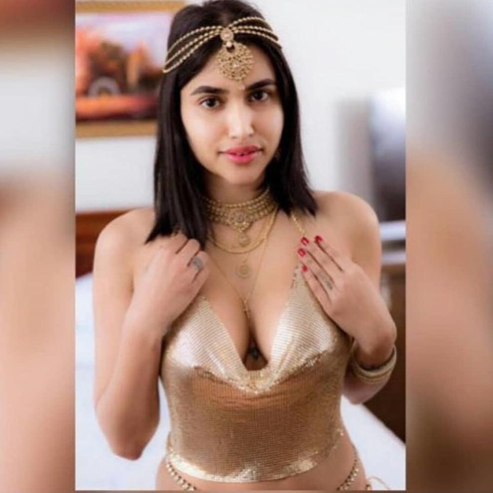 25P Indian Model (Twinkle Kapoor)