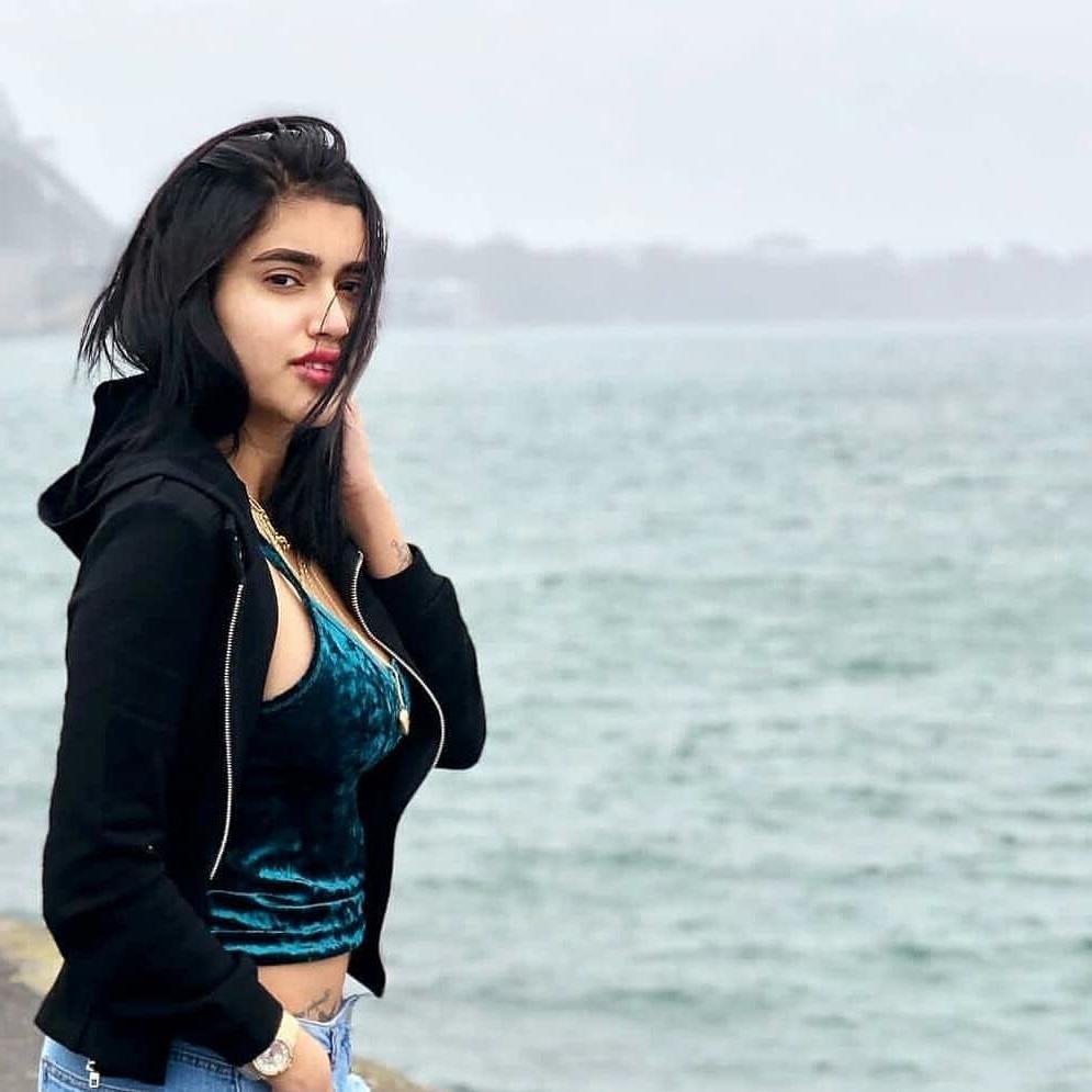 25P Indian Model (Twinkle Kapoor)