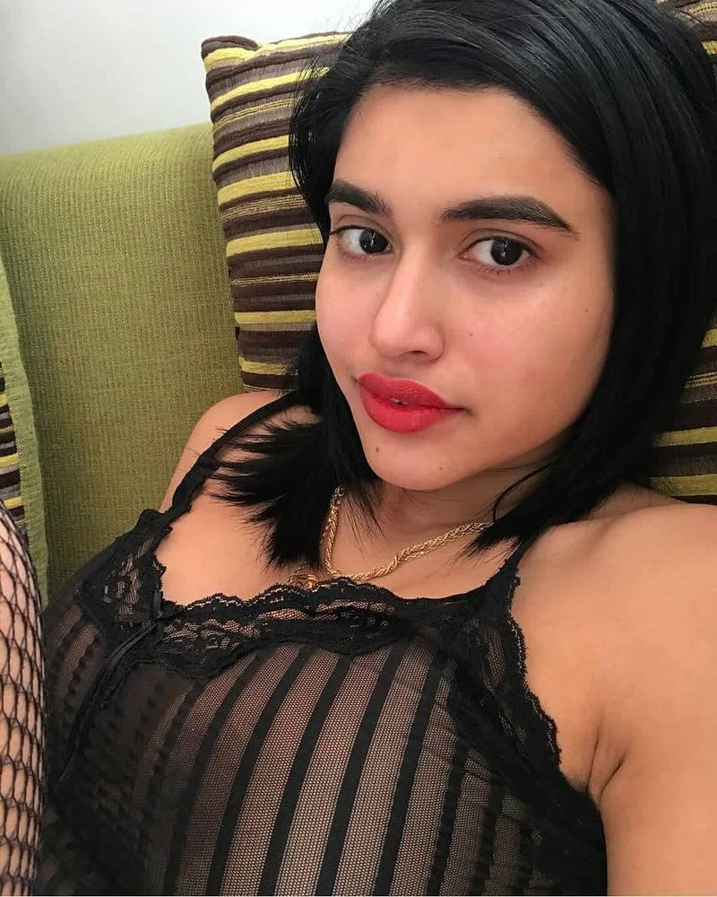 25P Indian Model (Twinkle Kapoor)