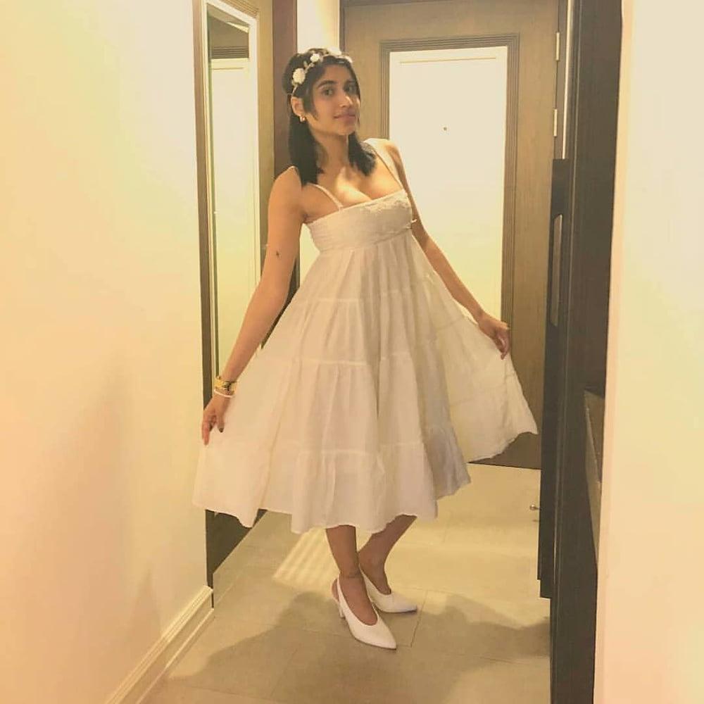 25P Indian Model (Twinkle Kapoor)