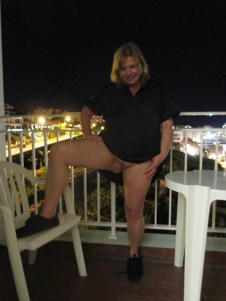25P Eve Vickers, exposed slut wife