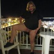 25P UK Married Slut Eve Vickers works in York UK