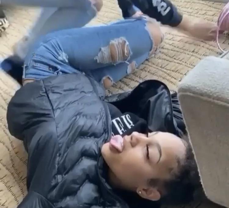 25P Slutty Ebony Teen! #3 (Comment What you would do to her)