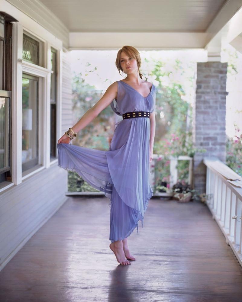 10P Mandy Moore - Patrick Fraser Photoshoot (2007)