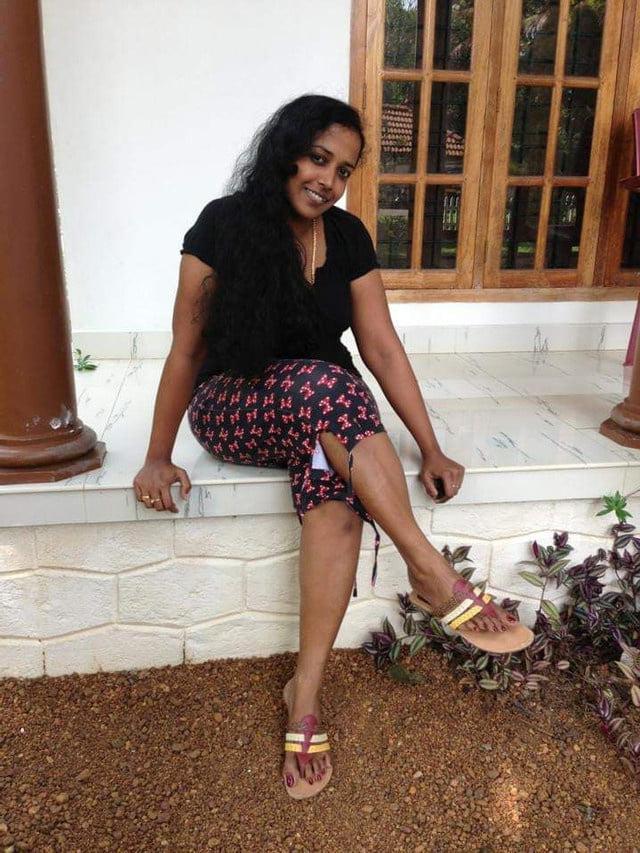 6P Nude Traditional south Indian wife