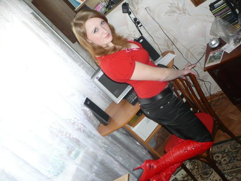 25P ReUp NN Teens in Heels and Boots 34