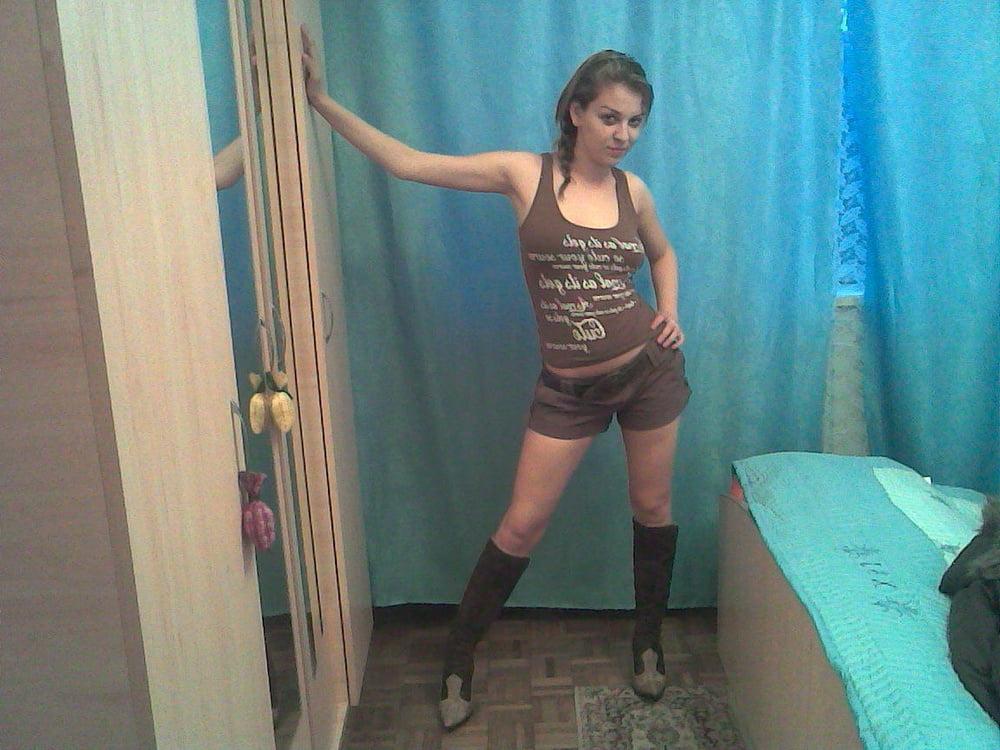 25P ReUp NN Teens in Heels and Boots 38